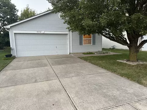 8256 Spring Wind Dr, Indianapolis, IN 46239