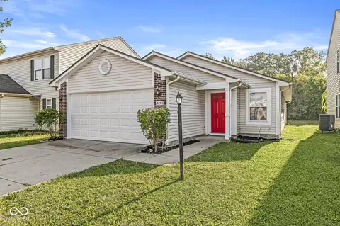4251 Village Trace Dr, Indianapolis, IN 46254