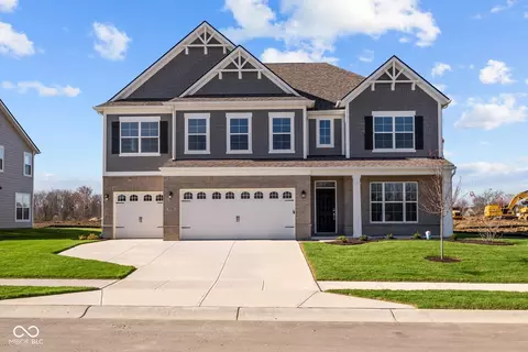 4988 Amber Crest Dr, Brownsburg, IN 46112