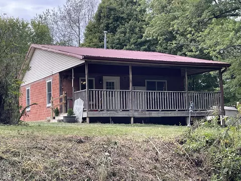 2620 Hancock Ridge Rd, Martinsville, IN 46151