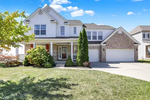 16214 Etna Dr, Westfield, IN 46074