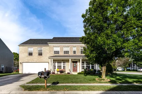 5942 Ascending Heights Dr, Indianapolis, IN 46234