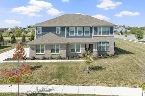 15692 Wellsprings Pl, Fishers, IN 46037