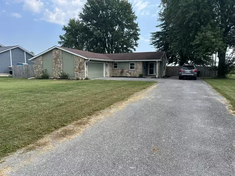 1560 N 700 W, Arlington, IN 46104
