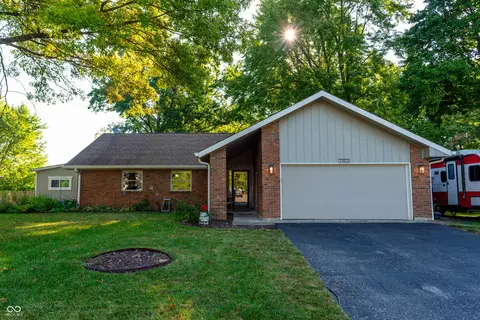 7801 Dartmouth Rd, Indianapolis, IN 46260