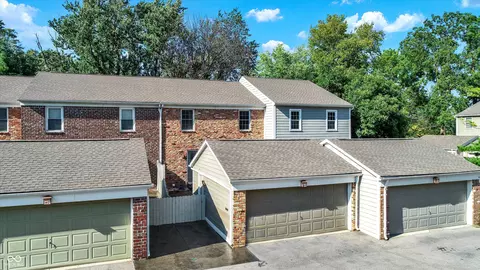 194 Amys Run, Carmel, IN 46032