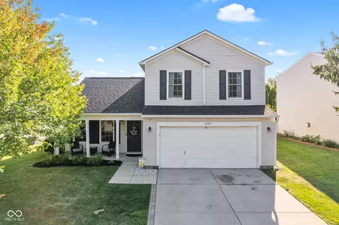 8537 Smithfield Ln, Indianapolis, IN 46237