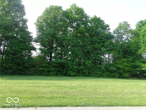 8152 Cindy Cir, Martinsville, IN 46151