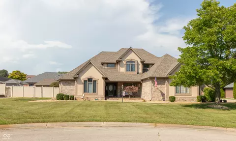 440 Shelly Ct, Seymour, IN 47274