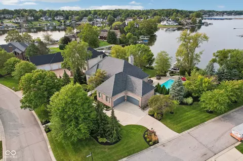 12917 Rocky Pointe Rd, Mccordsville, IN 46055