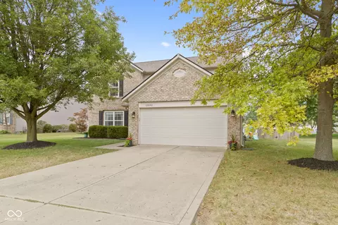 12692 Brookhaven Dr, Fishers, IN 46037
