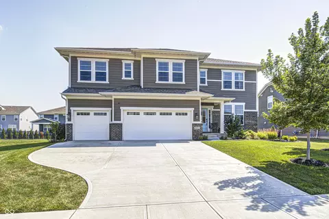 10543 Stableview Dr, Fortville, IN 46040