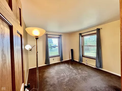 Bedroom - 7935 E State Road 252, Edinburgh, IN 46124 photo 4 of 5