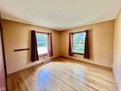 Bedroom - 7935 E State Road 252, Edinburgh, IN 46124 photo 2 of 5