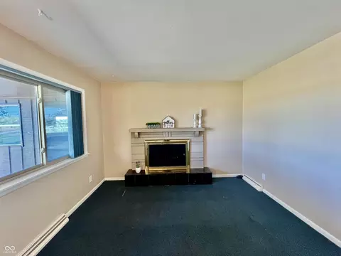 Living - 7935 E State Road 252, Edinburgh, IN 46124 photo 2 of 4