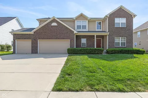14451 Heather Knoll Pkwy, Westfield, IN 46074