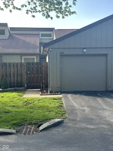 5126 Greensview Way, Avon, IN 46123