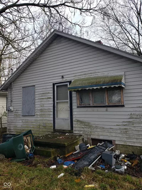 2220 S Birch St, Muncie, IN 47302