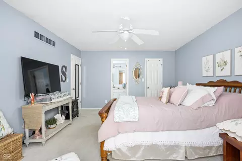 9048 Cornucopia Dr, Indianapolis, IN 46268 photo 17