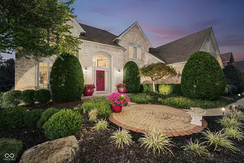 12421 Bayhill Dr, Carmel, IN 46033