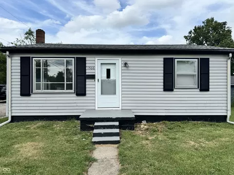 1506 E College St, Crawfordsville, IN 47933
