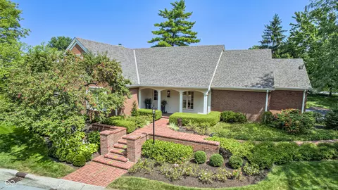 7915 Beaumont Green Pl, Indianapolis, IN 46250