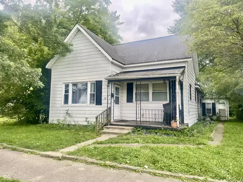 717 Center St, Shelbyville, IN 46176