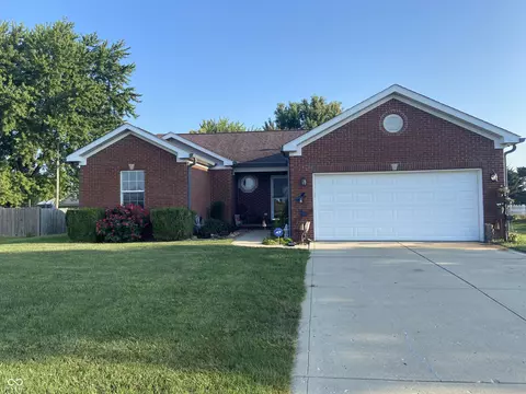 1262 E 2 Cent Rd, Bargersville, IN 46106