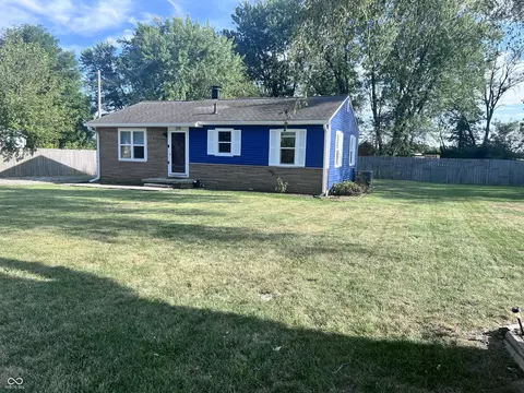 379 W Old South St, Bargersville, IN 46106
