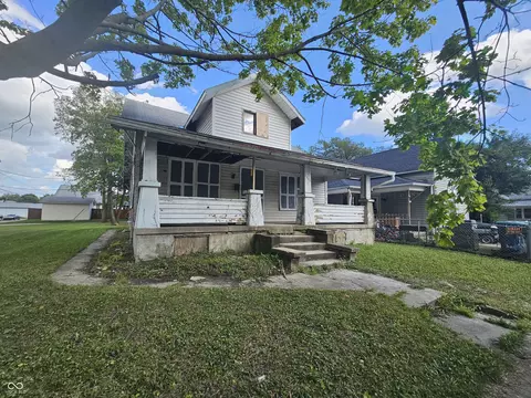 1702 S Franklin St, Muncie, IN 47302