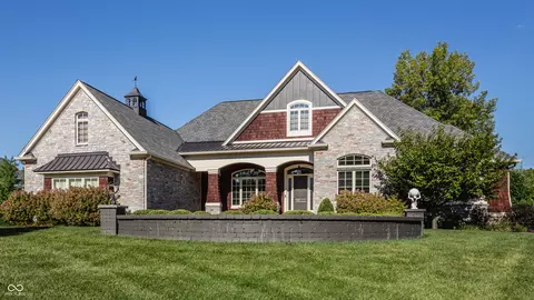 6344 Boulder Springs Ct, Zionsville, IN 46077