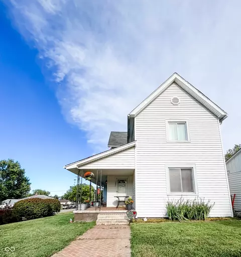 502 2nd St, Cayuga, IN 47928