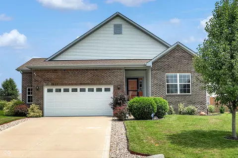 18161 Knobstone Way, Westfield, IN 46074