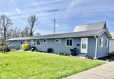333 Washington St, Hope, IN 47246