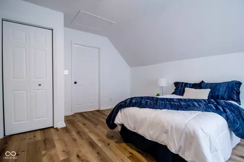 Bedroom - 305 Harrison St, Hope, IN 47246 photo 10 of 10