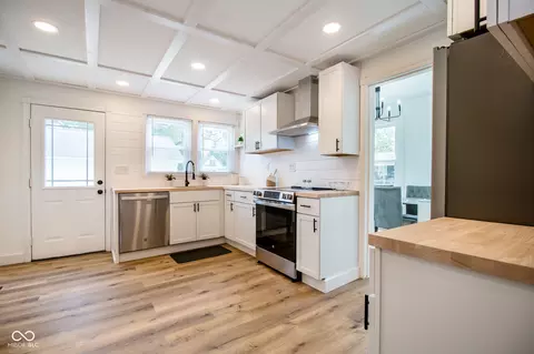 Kitchen - 305 Harrison St, Hope, IN 47246 photo 2 of 3
