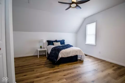 Bedroom - 305 Harrison St, Hope, IN 47246 photo 9 of 10