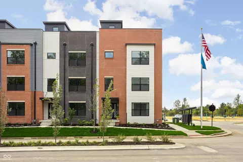 447 Flora Pl, Carmel, IN 46290