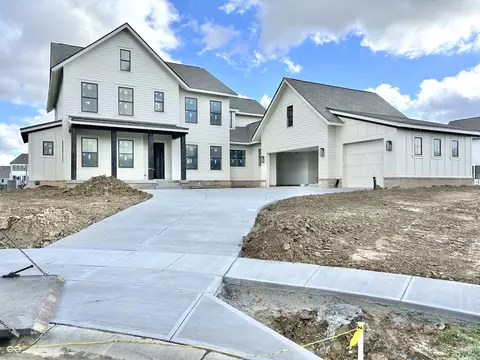 15869 Sonnet Park Ln, Westfield, IN 46074