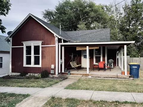 313 N Indiana St, Greencastle, IN 46135