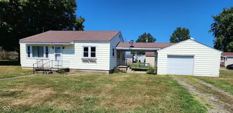 469 E Wilkison St, Montezuma, IN 47862