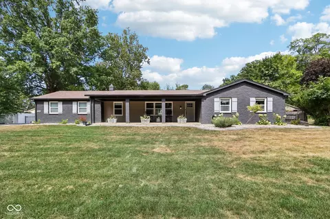 2106 E 110th St, Carmel, IN 46032