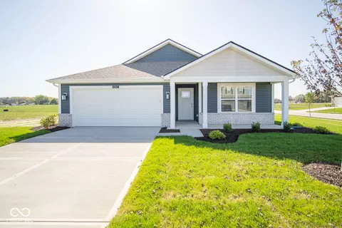 1347 Fleming Dr, Greenfield, IN 46140