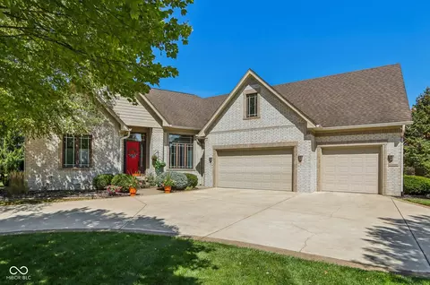 12654 Largo Dr, Fishers, IN 46037