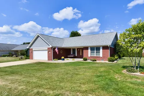 320 Westmoor Dr, Lebanon, IN 46052