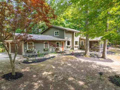 585 Sams Hill Rd, Nashville, IN 47448