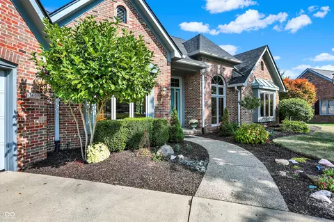 7600 Fieldstone Ct, Greenfield, IN 46140