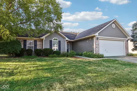 1451 Mimosa Ct, Greenfield, IN 46140
