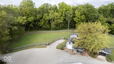 Exterior - 8620 W Fall Creek Dr, Pendleton, IN 46064 photo 18 of 19