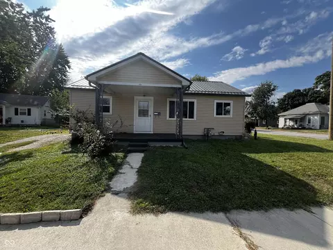 6 Circle Dr, Crawfordsville, IN 47933